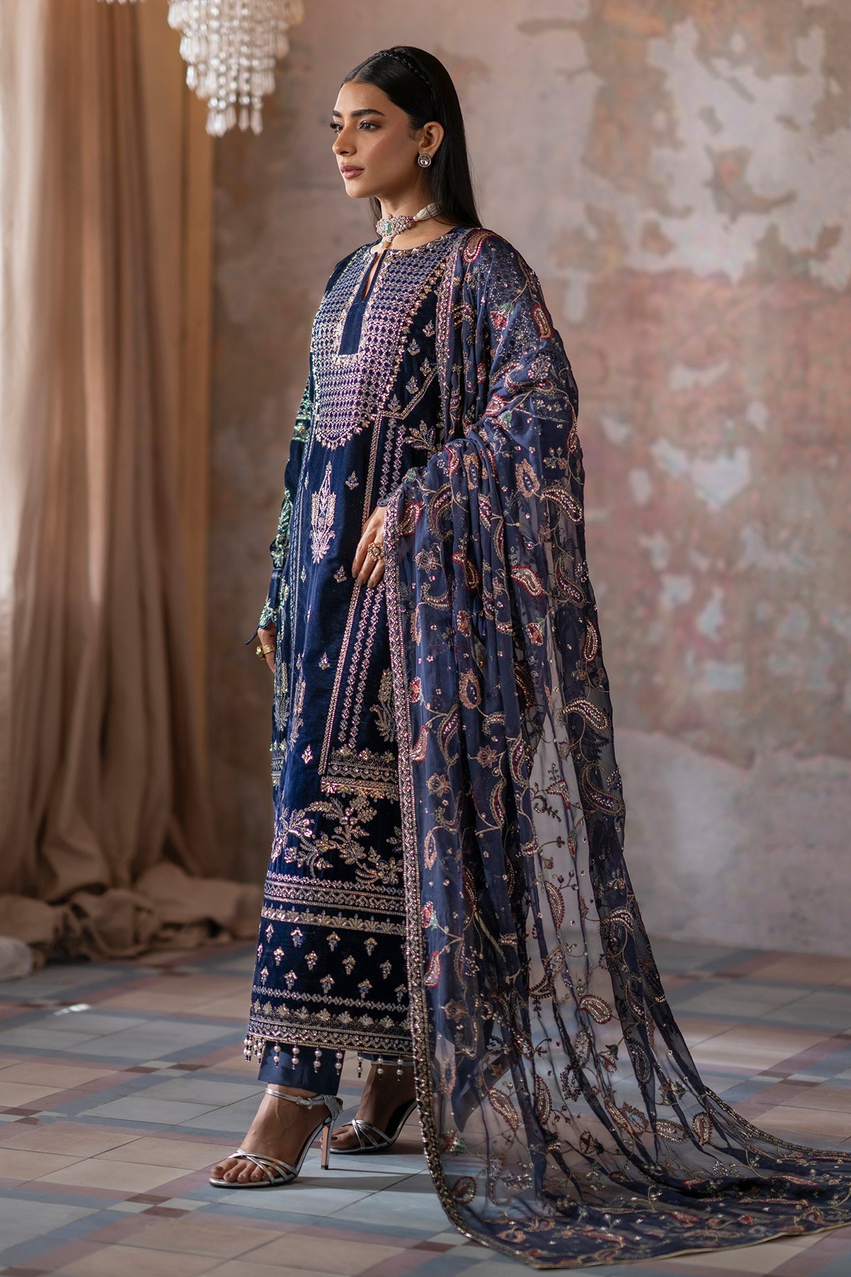 EMAAN ADEEL SAANJH LUXURY VELVET FORMAL '24 (07)