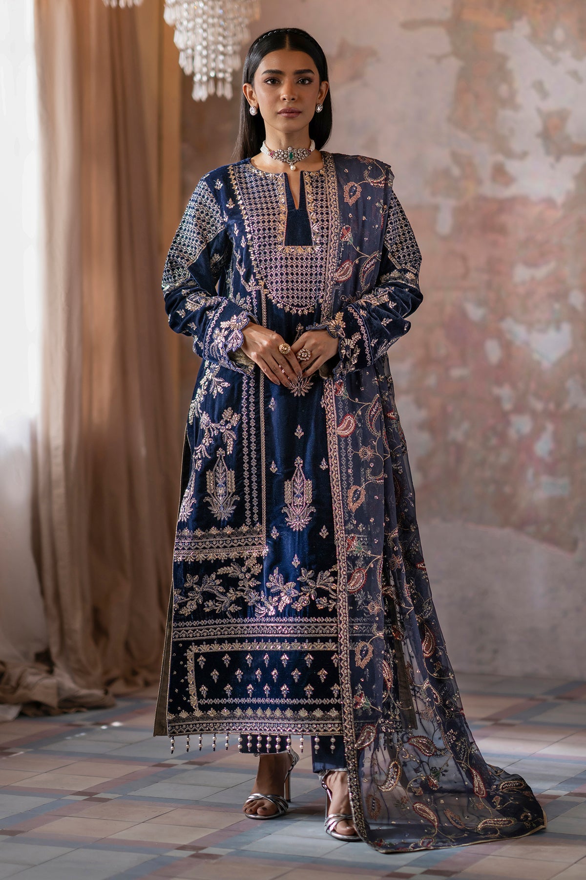 EMAAN ADEEL SAANJH LUXURY VELVET FORMAL '24 (07)