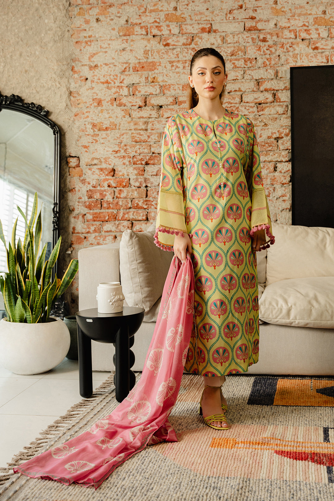 LULUSAR Baikh Dupatta (made in soft silk fabric)