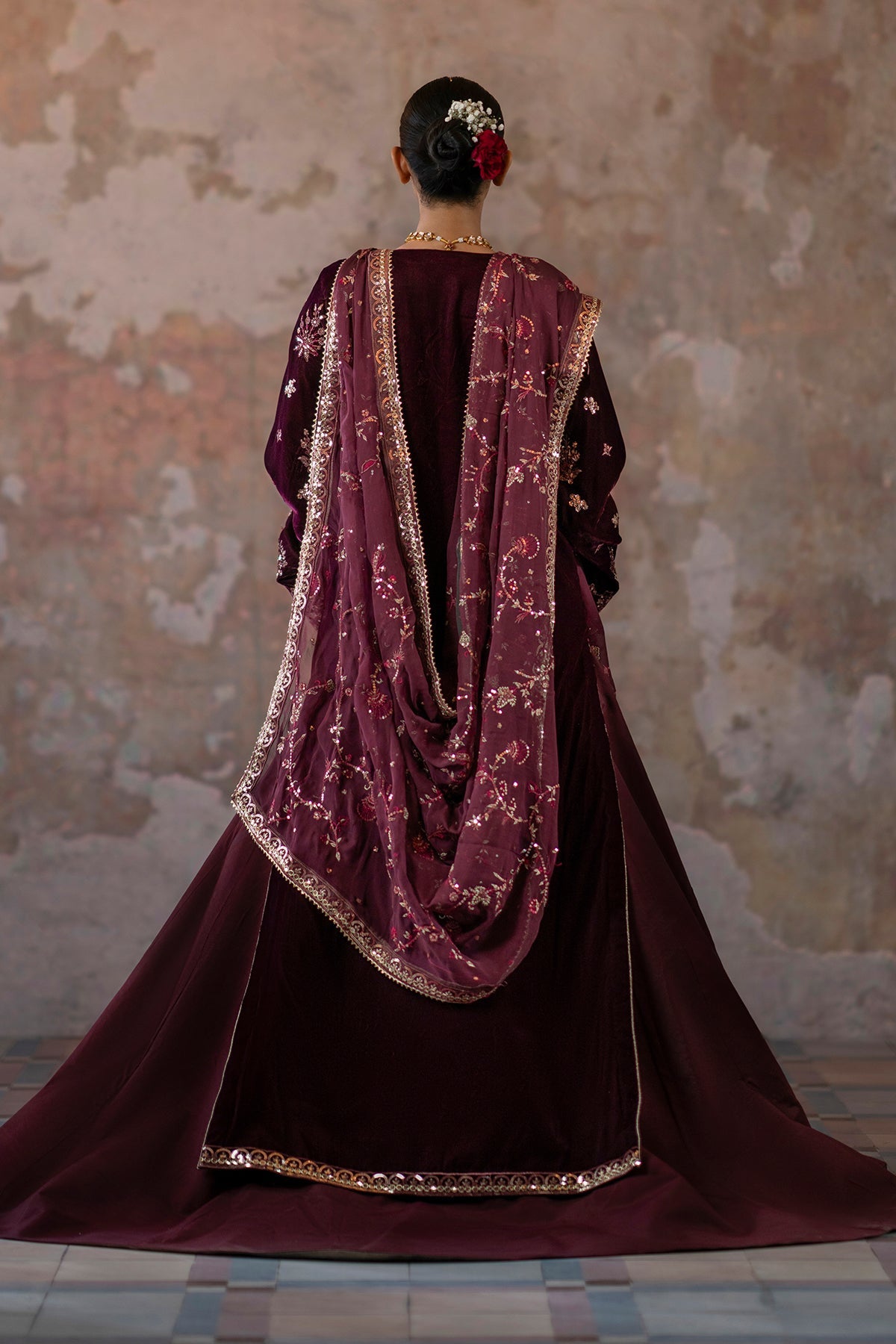 EMAAN ADEEL SAANJH LUXURY VELVET FORMAL '24 (03)