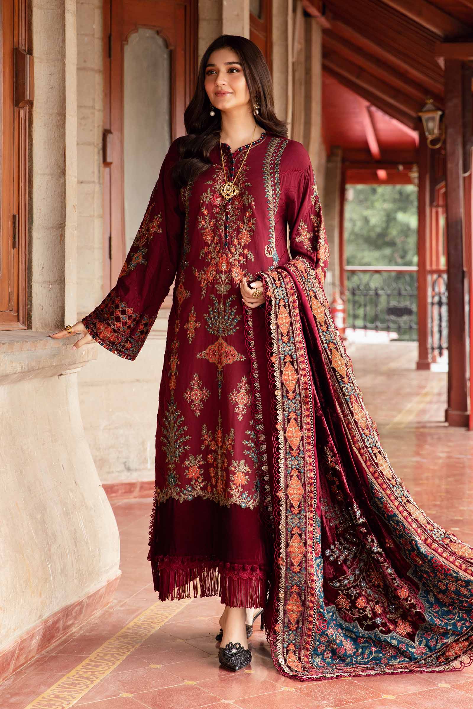 Embroidered Velvet Collection - Maria B - 02