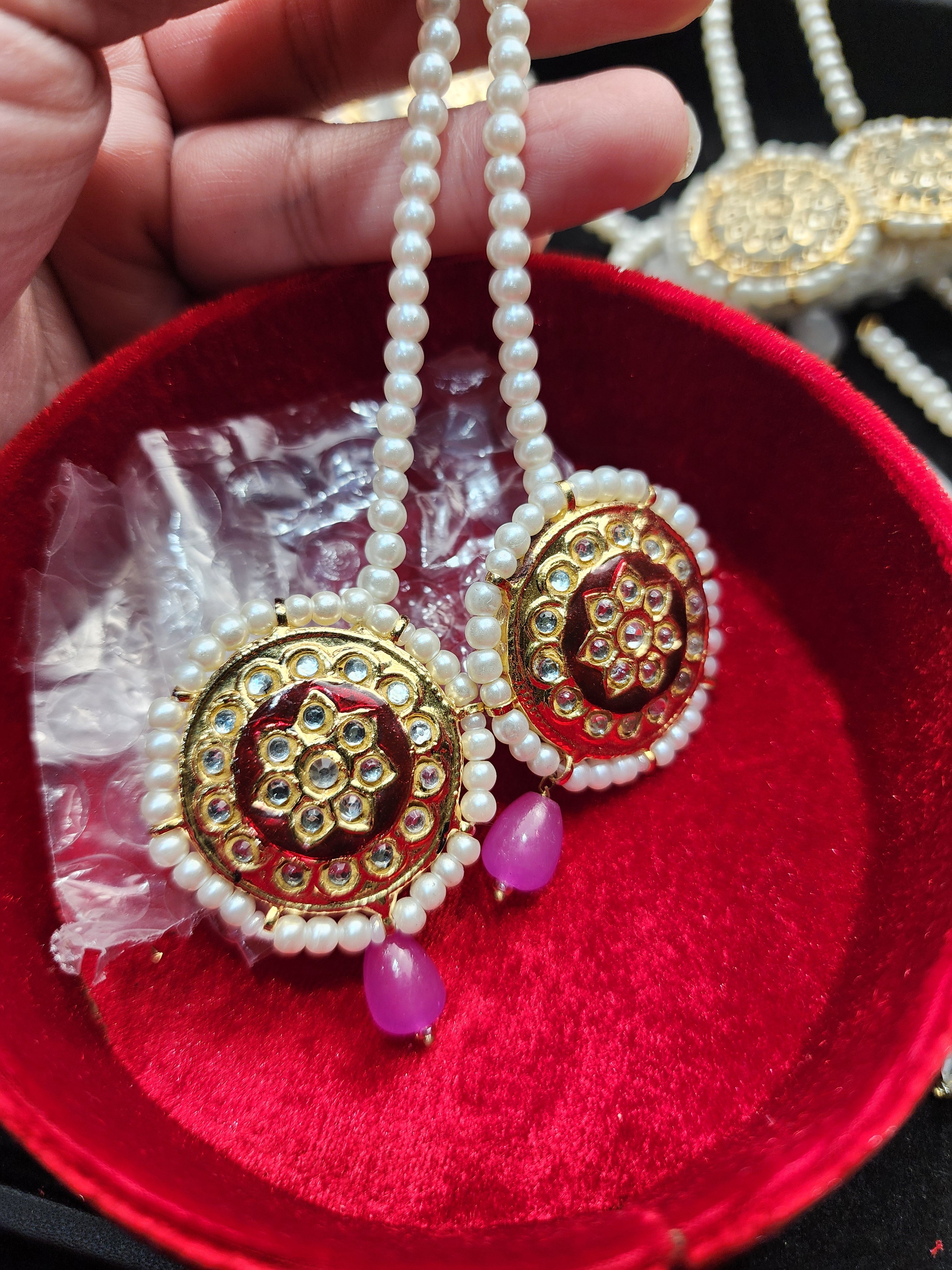 Original pakistani Thappa Kundan Meenakari Small size Earrings.