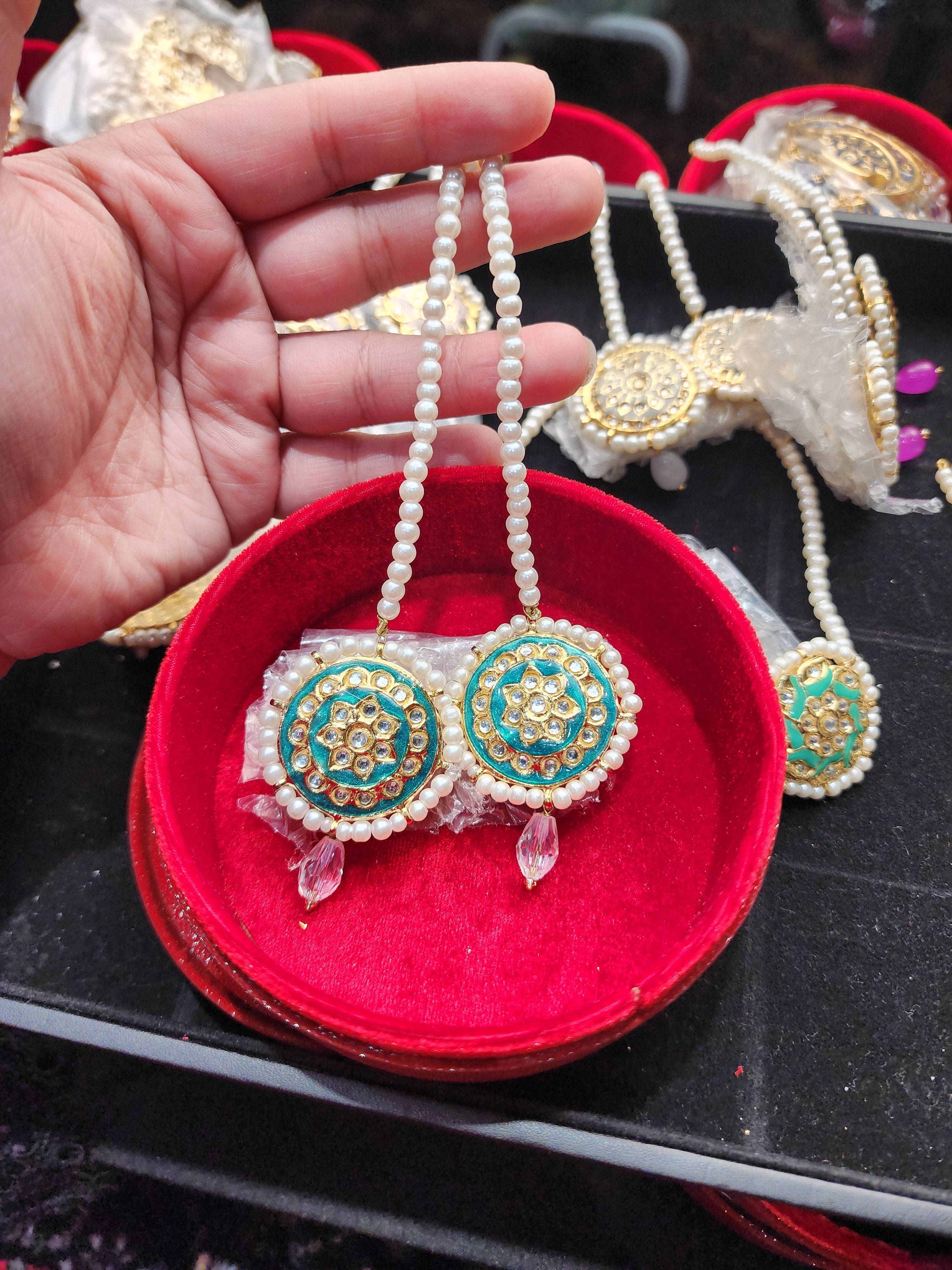 Original pakistani Thappa Kundan Meenakari Small size Earrings.