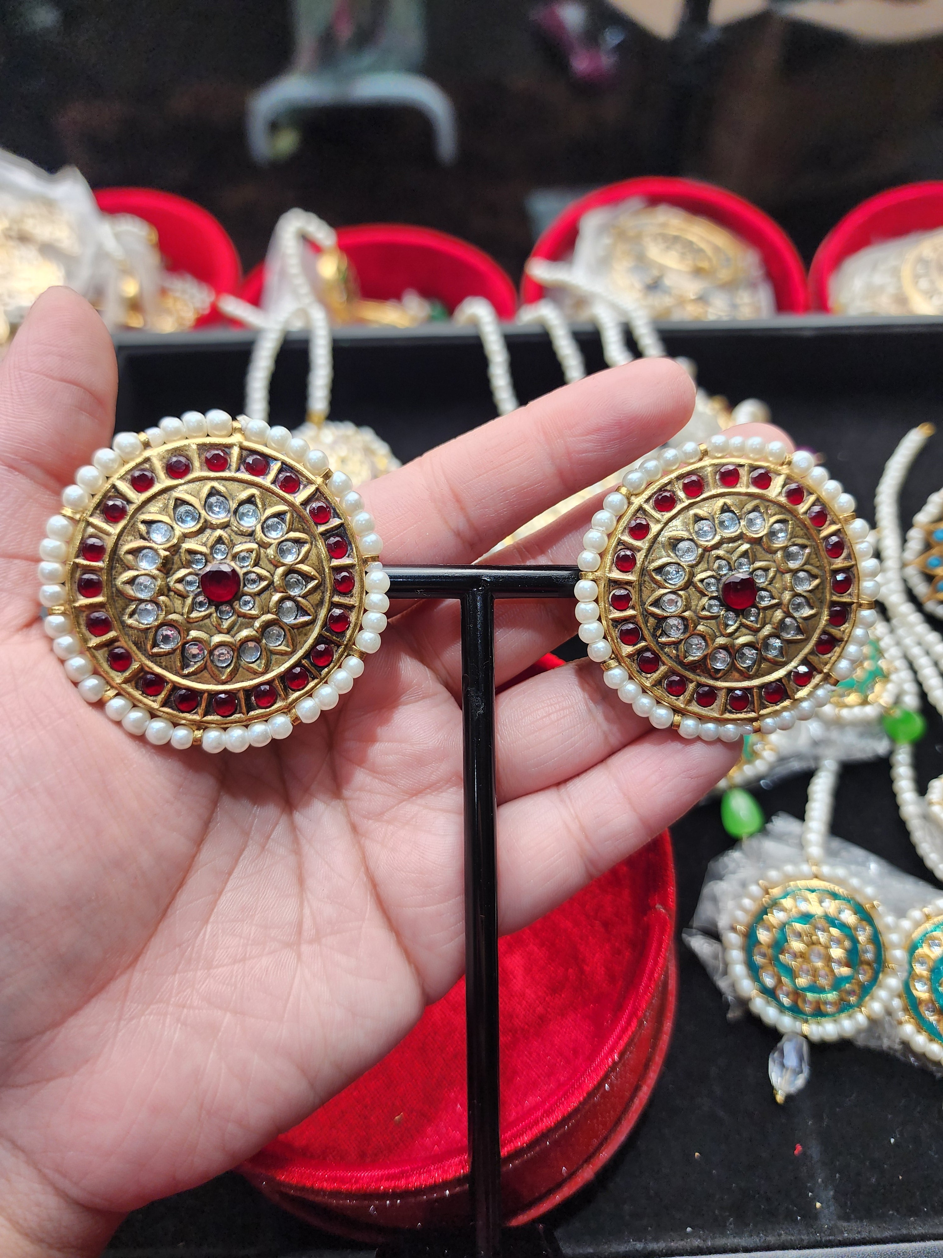 Original pakistani Thappa Kundan Meenakari Small size Earrings.