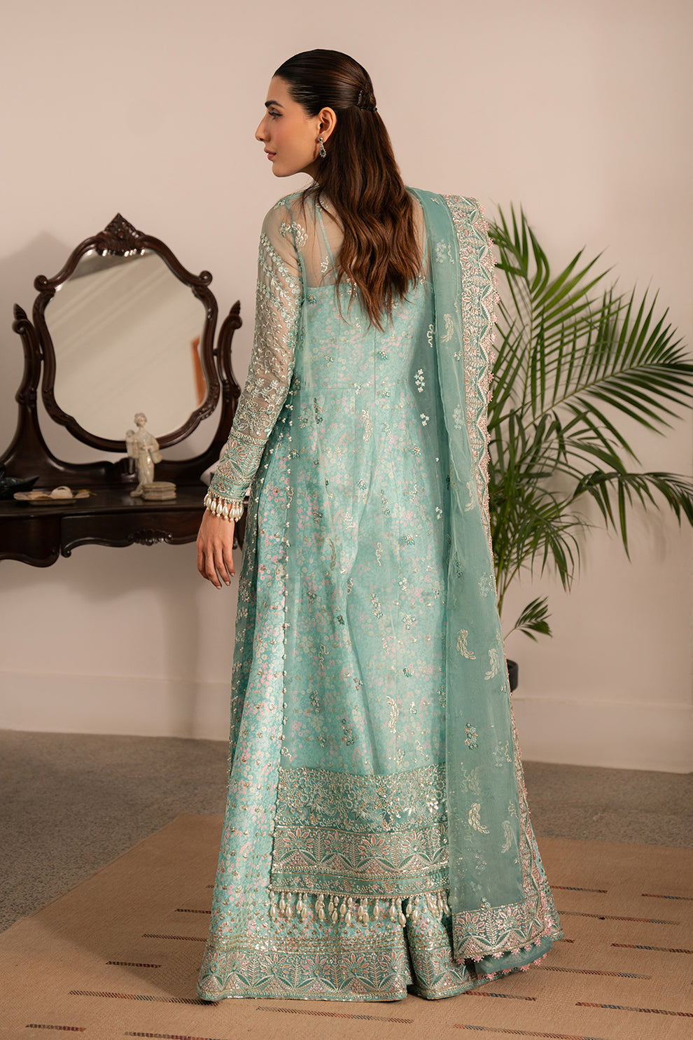 AFROZEH LUXURY FORMAL COLLECTION.