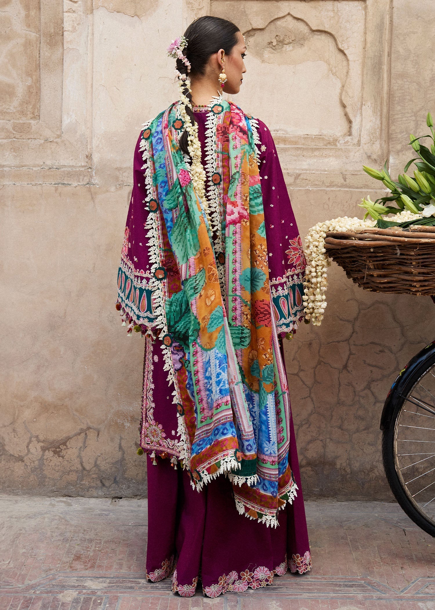 Hussainrehar Luxury Lawn Collection 2025