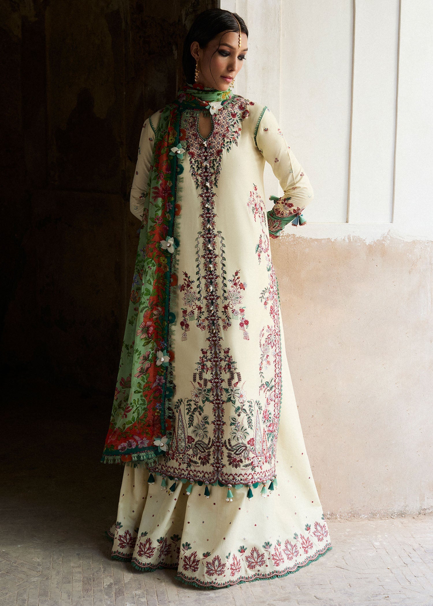 Hussainrehar Luxury Lawn Collection 2025