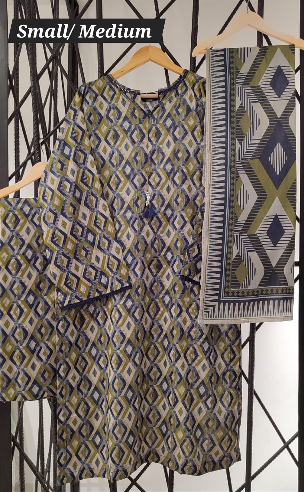 Sada Bahar Stitched 3 Piece Printed Lawn Vol-04 Collection'2025-PR-5279-Blue