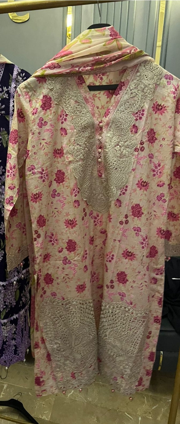 Falak-apparel Printed Embroidered  Lawn Stitched  3PC Suit.