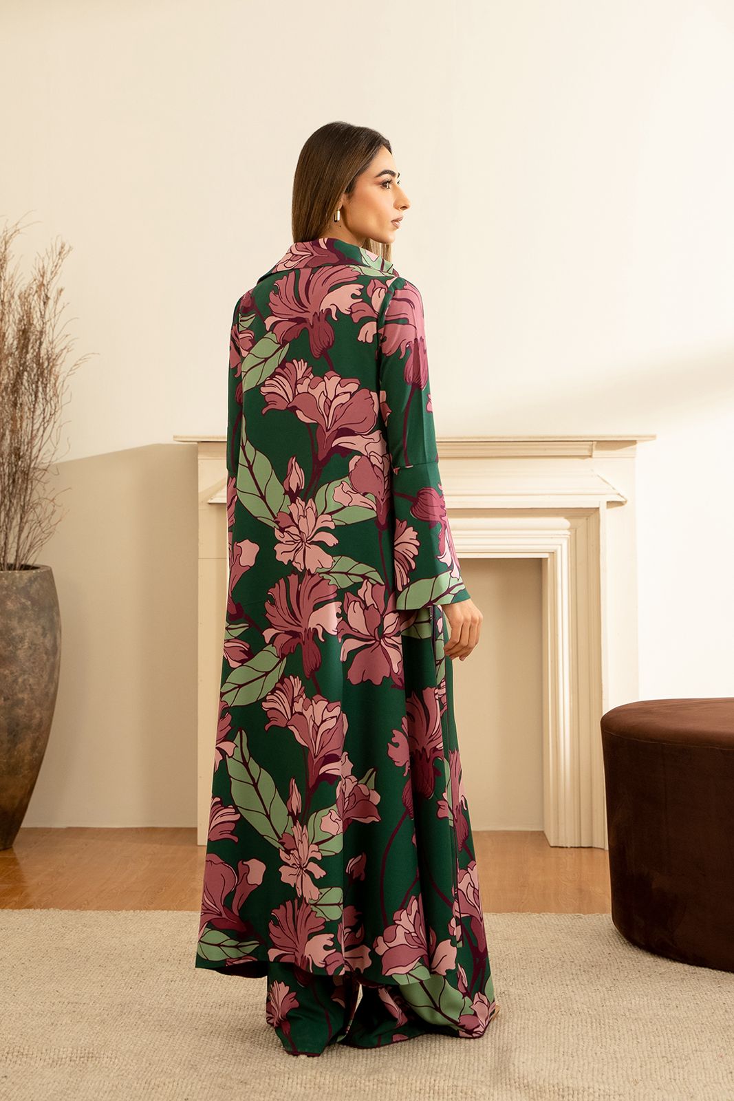 LULUSAR Shrug, made in soft crepe fabric in floral print, features collar neck.