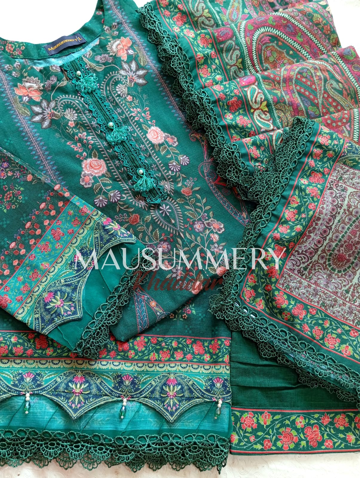 MUASAMMARY PREMIUM KHADDAR 3PC DIGITAL PRINTED MOST DEMANDING ARTICLE 2024 (08)