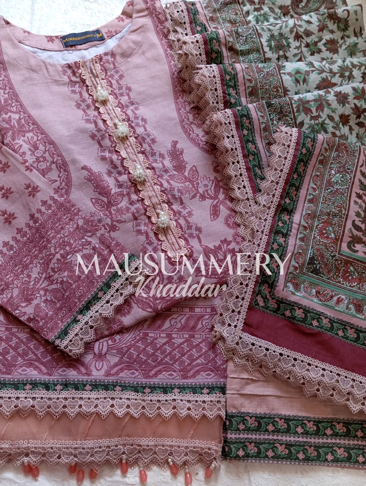 MUASAMMARY PREMIUM KHADDAR 3PC DIGITAL PRINTED MOST DEMANDING ARTICLE 2024 (09)